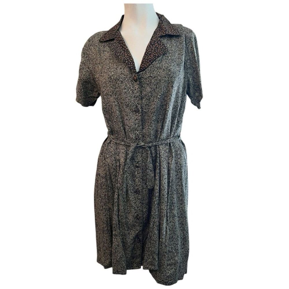 Vintage Feruccio Large Belted Dress V Neck Collared Button Down Short Sleeve